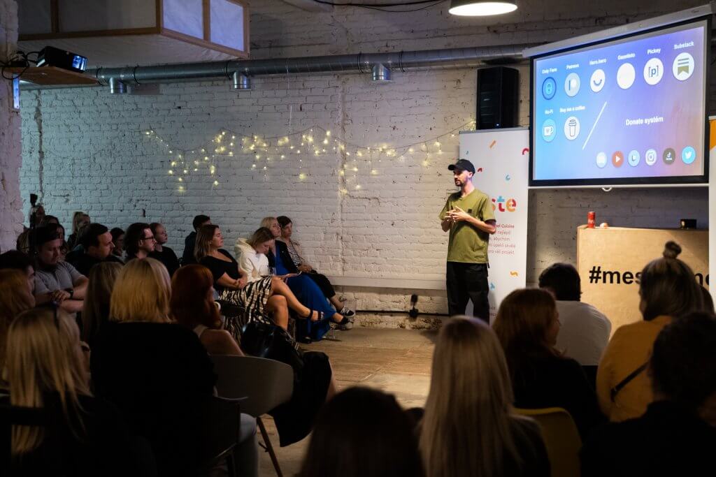 Přednášející Jonáš Čumrik