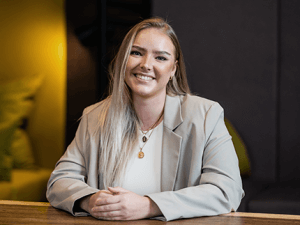 „Reakce na světové dění jsou důležitá část brandingu,“ říká Klára Lošková, SMM Specialista v Taste.