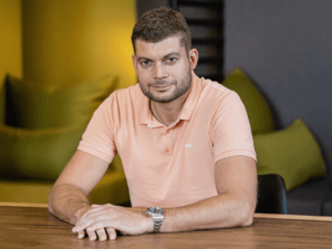 „Najít šikovný lidi je strašně těžký,” říká CMO Packeta Group, Milan Šmíd.