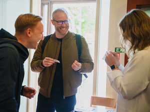 Jaký byl druhý E-mail Date?