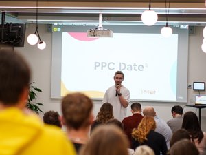 Jaký byl PPC Date #8?