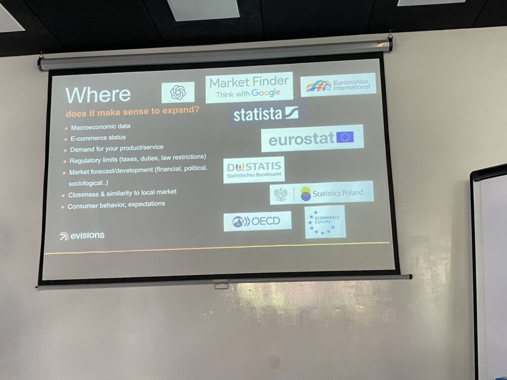 Data sources for expansion